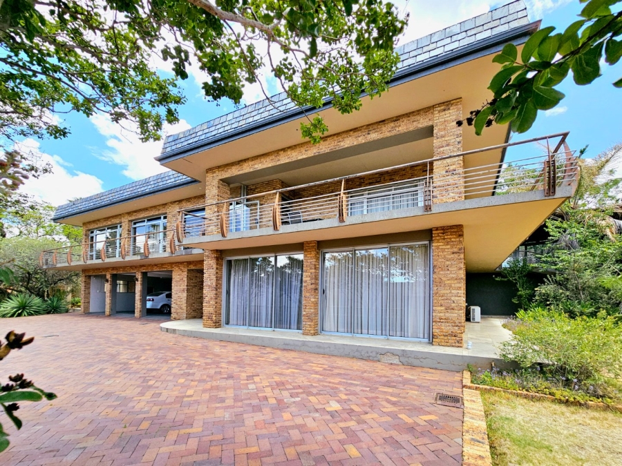 8 Bedroom Property for Sale in Waverley Free State